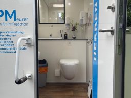 Toilettenwagen autark mit Solar Urinal